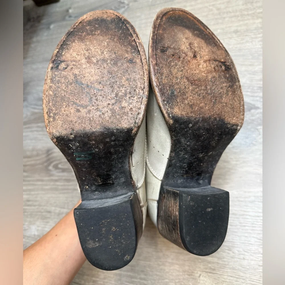 FREEBIRD Sadie Ankle Bootie Size 7